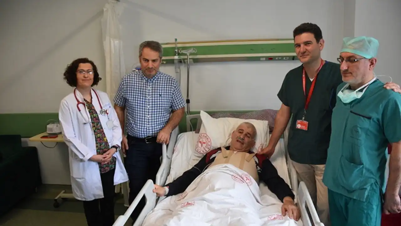 Her iki şah damarı tıkalı olan hasta şifayı Samsun'da buldu haberinin görseli
