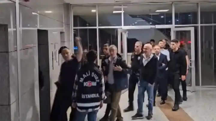 İBB soruşturmasında 25 kişi tutuklandı: KİPTAŞ Genel Müdürü de listede haberinin görseli