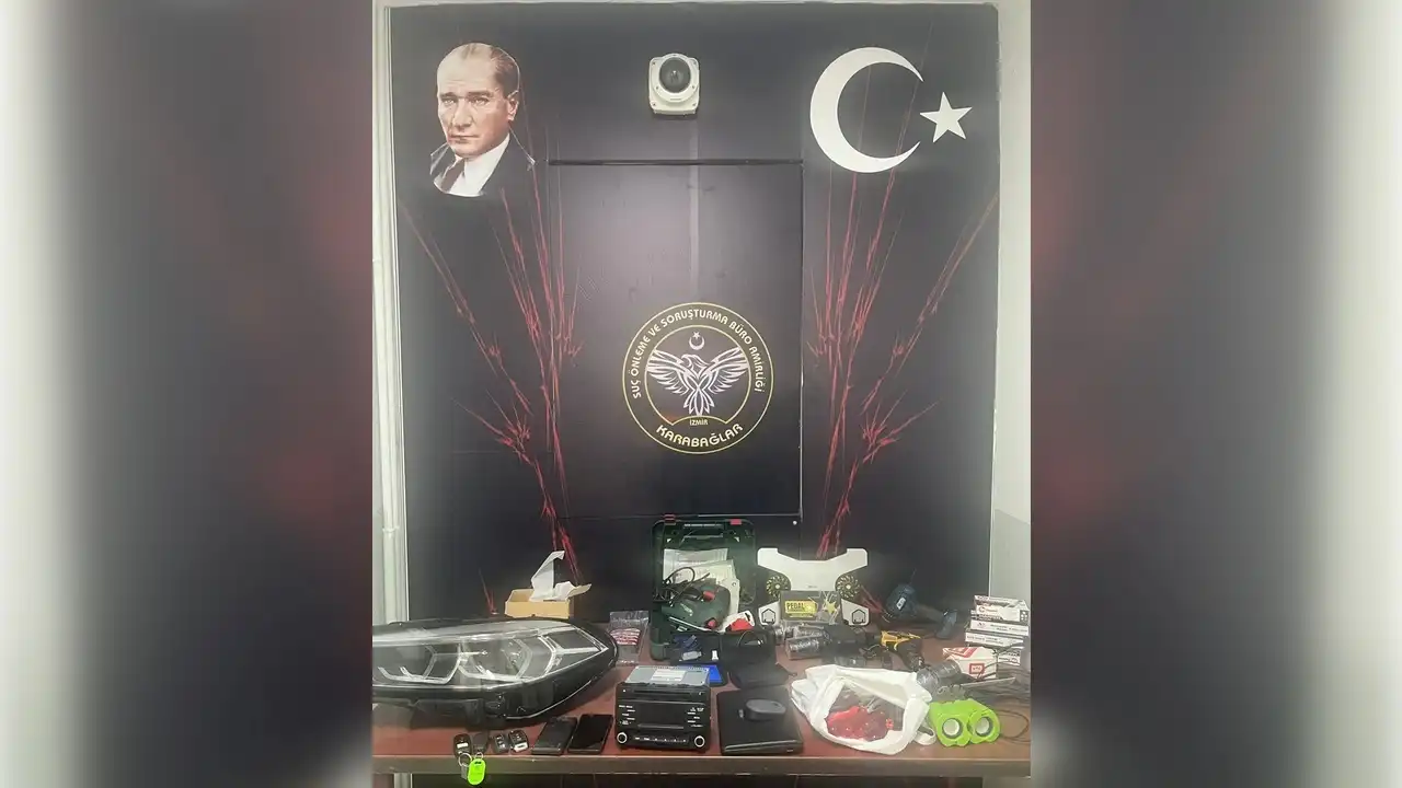 İzmir haber: İş yerlerinden hırsızlık yapan zanlılar tutuklandı haberinin görseli