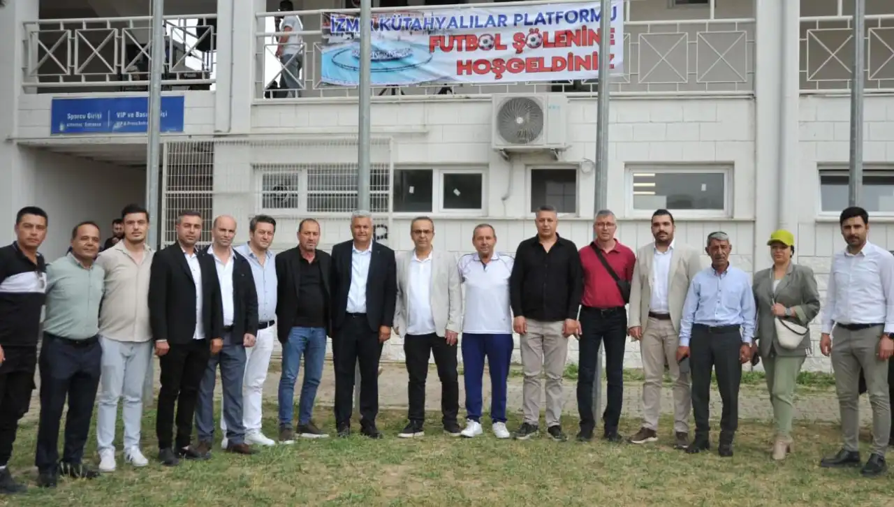 Kütahyalıların futbol turnuvası kardeşlik ve dayanışmanın simgesi oldu haberinin görseli