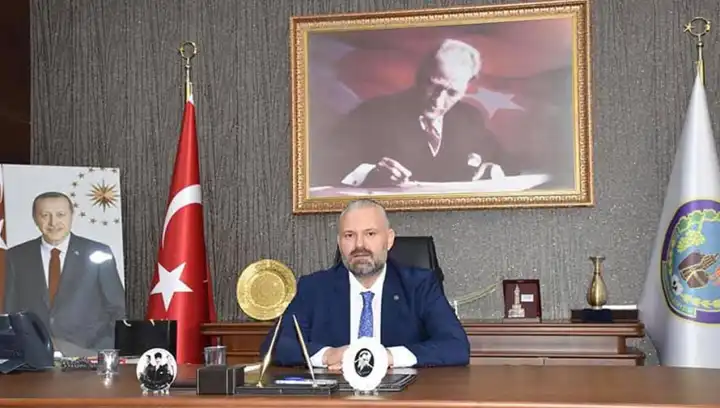 Pehlivan’dan darbelere ve darbecilere güçlü kınama haberinin görseli