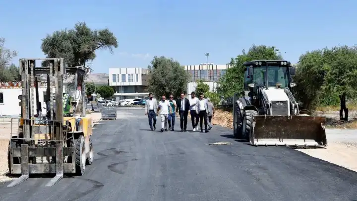 Bornova’da yol seferberliği: Ambulansların zamanla yarış sona eriyor