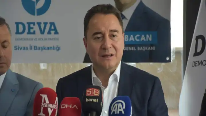 Ali Babacan: Bu ülkenin kadrolarının mutlaka artık yenilenmesi gerekiyor