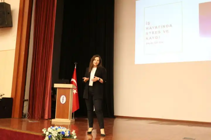 Ege’de ‘İş Yaşamında Stres ve Kaygı Yönetimi Semineri’ düzenlendi