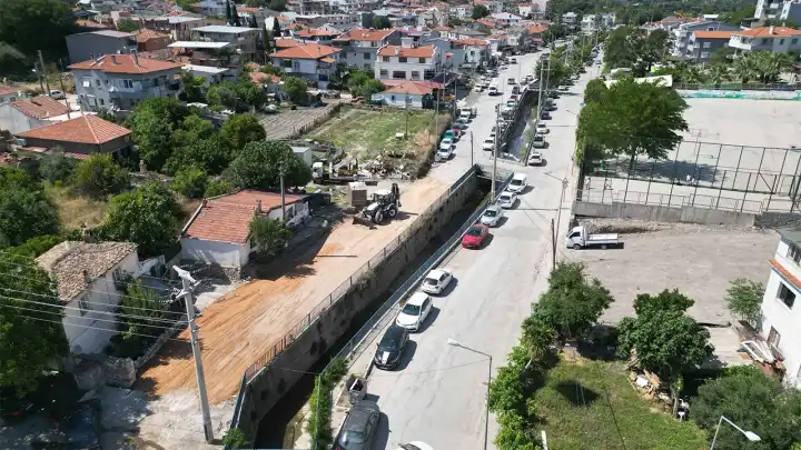 Urla’da trafik yoğunluğuna ‘alternatif yol’ hamlesi