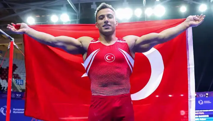 Adem Asil’den Tarihi Zafer: Avrupa Şampiyonu