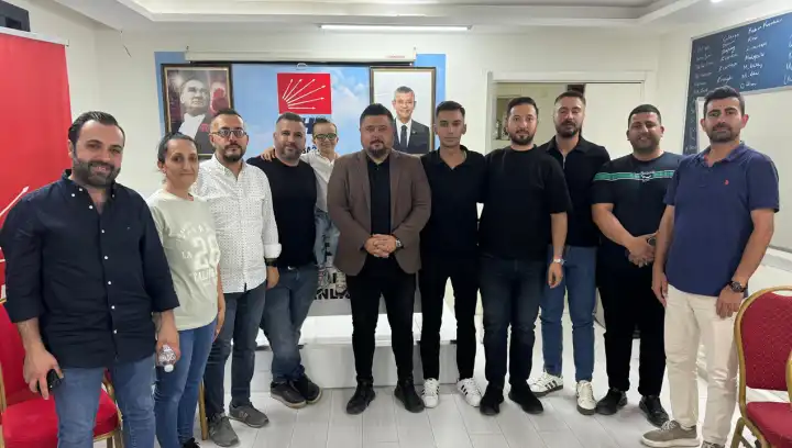 Genç işsizlik Karabağlar’da masaya yatırıldı haberinin görseli