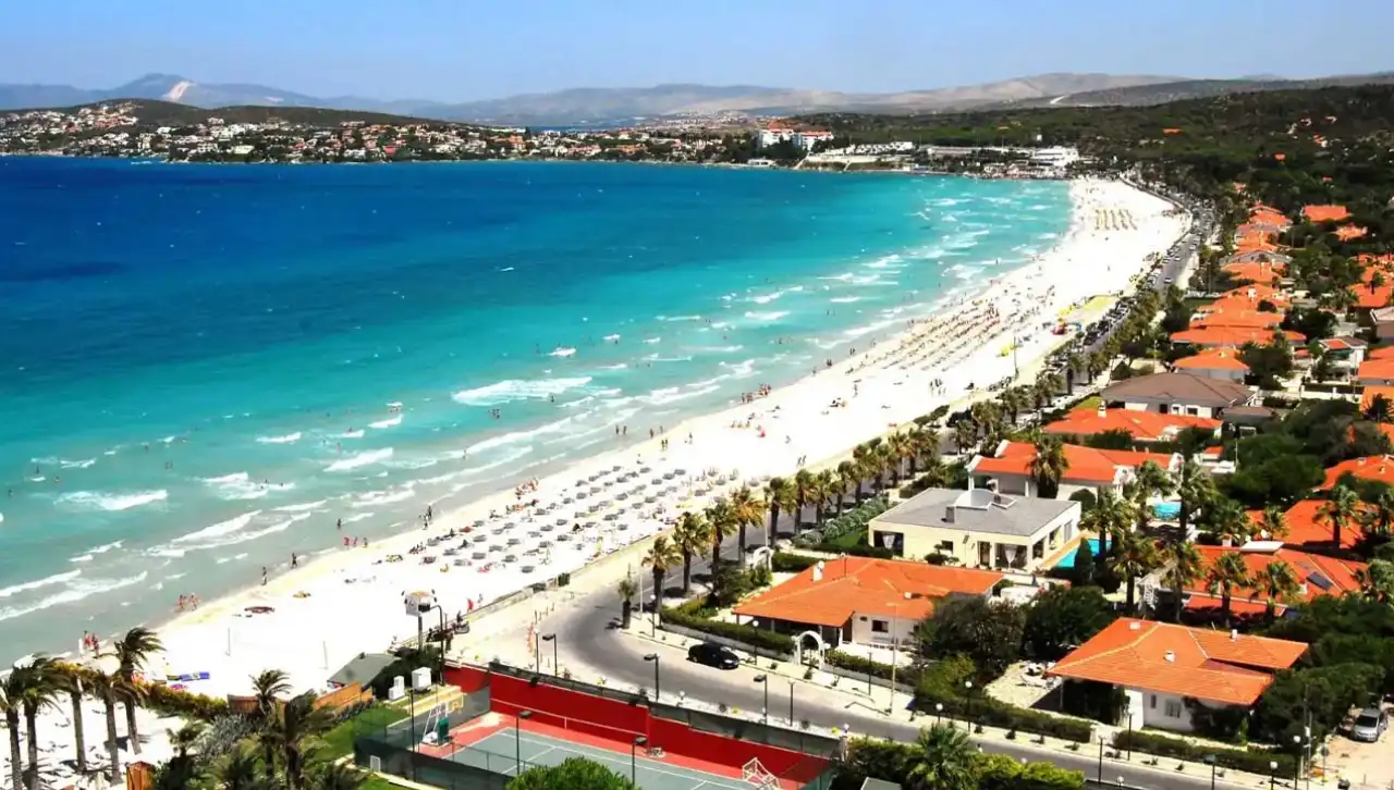İzmir bayramda turist rekoru kırmaya hazırlanıyor haberinin görseli