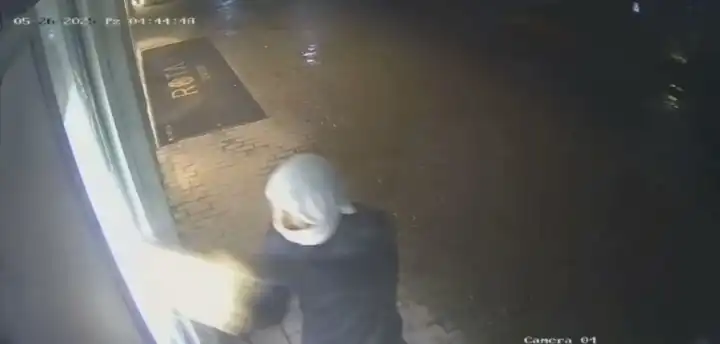 İzmir haber: Hırsızlık yapan şüpheli 42 güvenlik kamerası incelenerek yakalandı