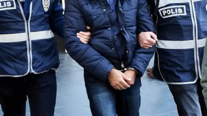 51 yıl hapis cezası olan firari Buca'da yakalandı!