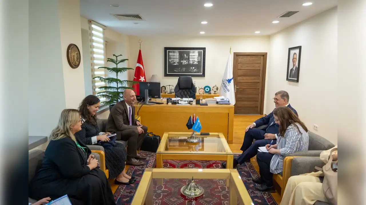 Büyükşehir ve UNICEF iş birliği sürecek haberinin görseli
