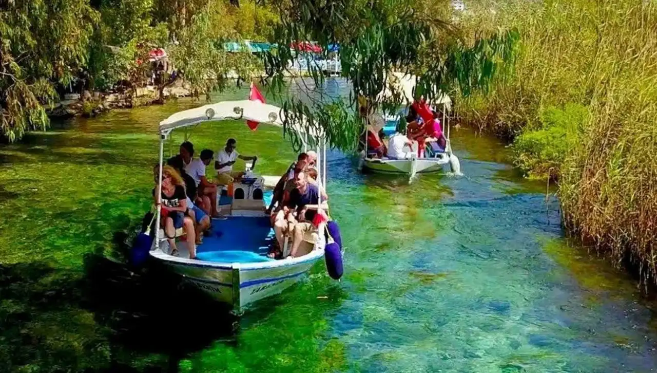 Ege'nin gizli cenneti Akyaka’da gezilecek yerler haberinin görseli