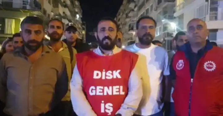 Çöplerin toplanmasına izin vermiyorlardı: Sendika Alsancak Kordon'dan çekildi