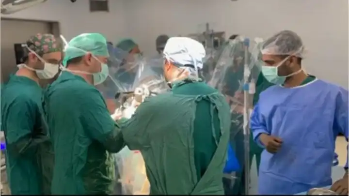 İzmir'de Parkinson hastalarına yeni umut