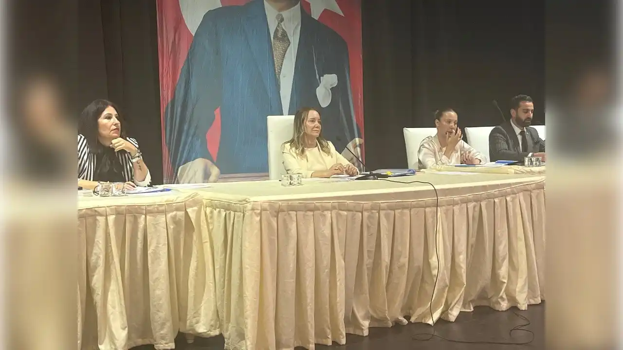 Konak Meclisi'nde sosyal medya paylaşımı tartışması haberinin görseli