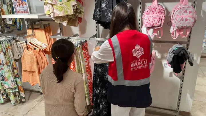 Vakıflar Bölge Müdürlüğü 624 çocuğun bayram sevincine ortak oldu