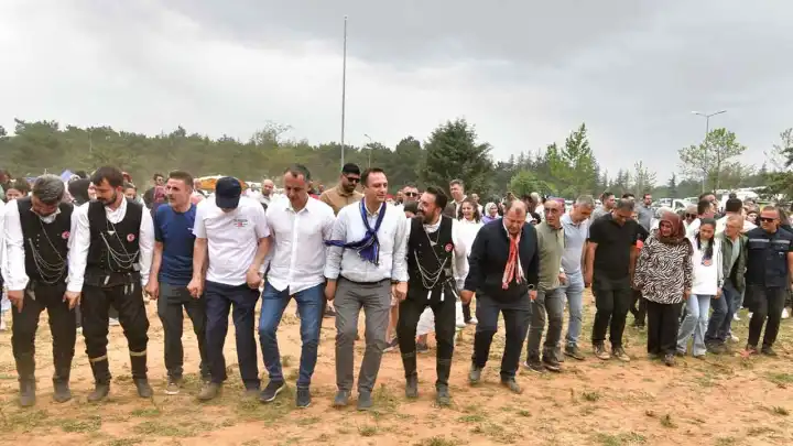 Başkan Eşki'den Karadeniz rüzgarına eşlik