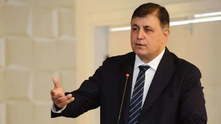 Başkan Tugay’dan bordro iddialarına yanıt: Yalanlarını size anlatmazsam görevimi yapmamış olurum