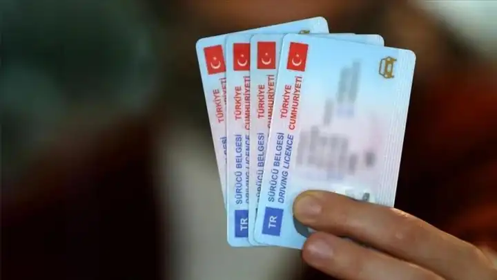 Ehliyetini hala yenilemedin mi? Bu tarihten sonra 7.438 TL ödeyebilirsin!