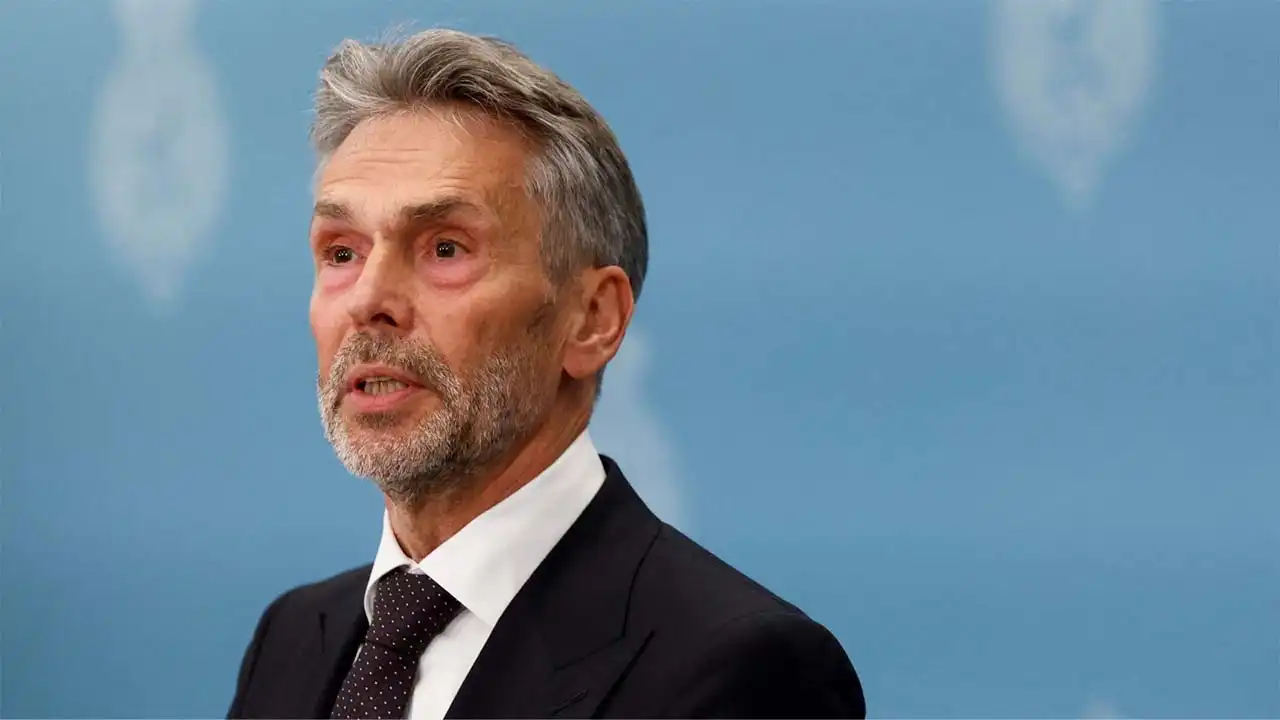 Hollanda Başbakanı Dick Schoof istifa etti haberinin görseli