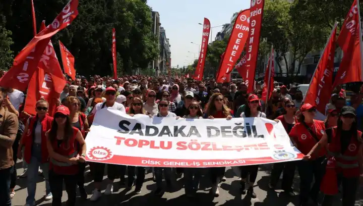 İzmir'deki toplu sözleşme krizi 6’ncı gününde