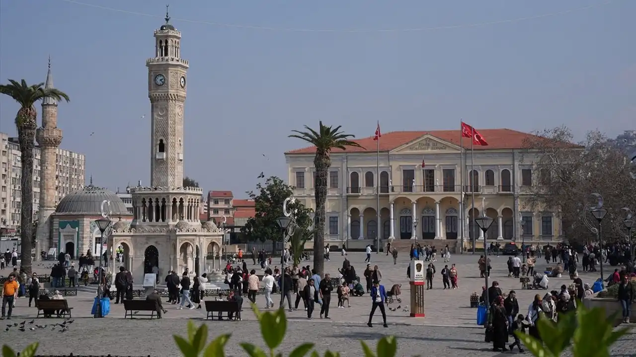 İzmir’e yaz geliyor: 3 Haziran İzmir hava durumu| Bugün İzmir’de hava nasıl olacak? haberinin görseli
