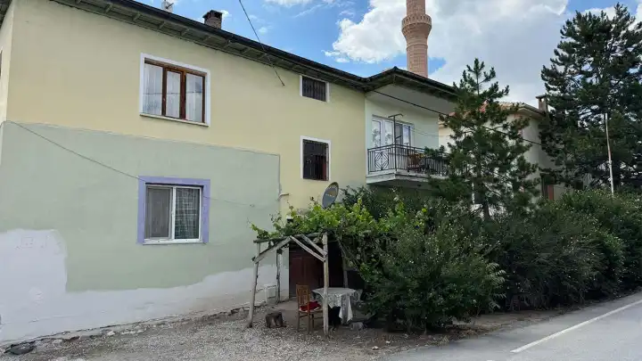 Konya’da terk edilmiş bebek bulundu: 10 günlük bebeği bu notla bıraktılar 