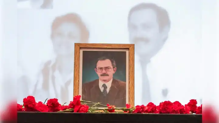 Gazanfer Aksakoğlu'na İzmir'de hüzünlü veda