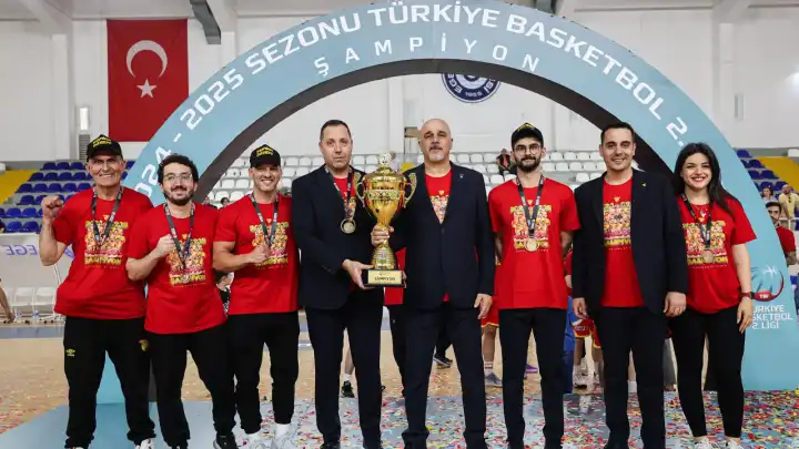 Göztepe’de Tamsöz devam ediyor 