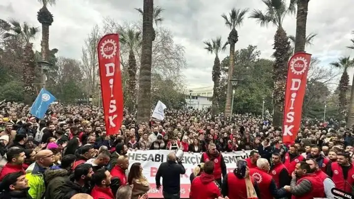 Grev bitti hizmet geri dönüyor: İZENERJİ iş başı yapacak
