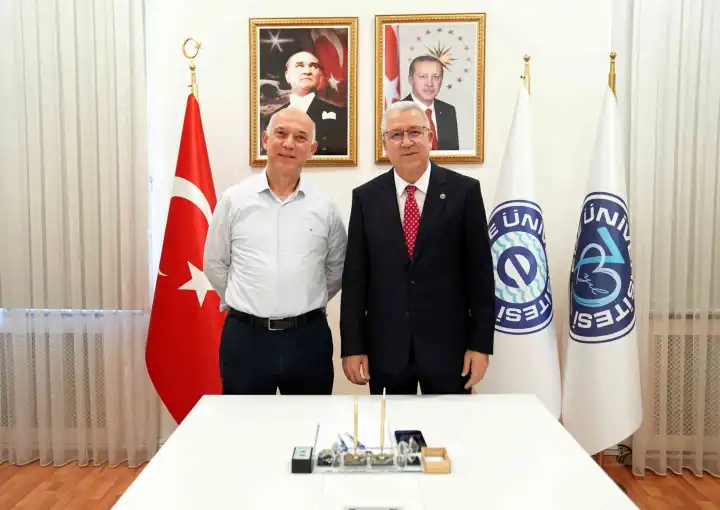 Karaciğer naklinde yeni gelişmeler uluslararası kongrede konuşuldu