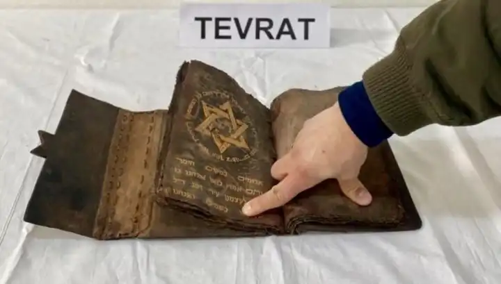 Kırşehir'de 700 yıllık Tevrat bulundu