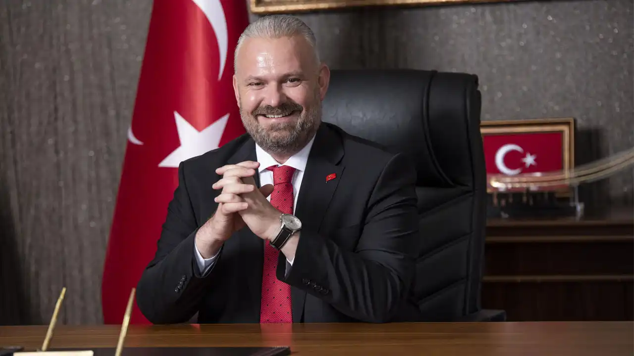 Başkan Pehlivan’dan bayram mesajı: Tüm hemşehrilerime sağlıklı, mutlu, huzurlu bir bayram diliyorum haberinin görseli
