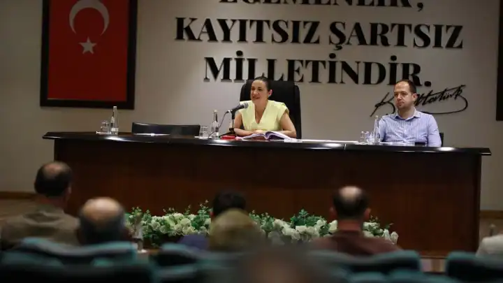 Başkan Sengel'den buruk bayram mesajı: Umudu yeşertebileceğimiz bayramlar temenni ediyorum