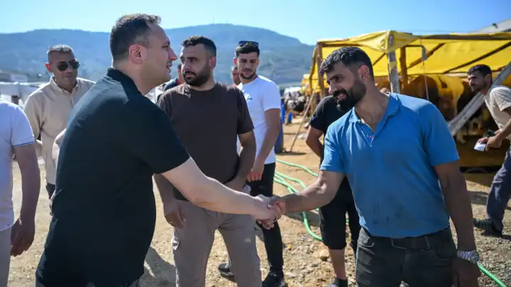 Bornova Belediyesi’nden bayram öncesi tam hazırlık