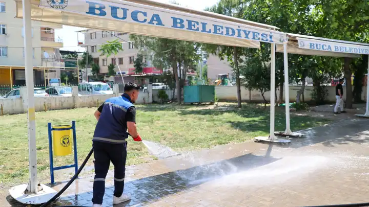 Buca'da bayram hazırlığı: Temizlik ve kurban denetimi yapıldı haberinin görseli