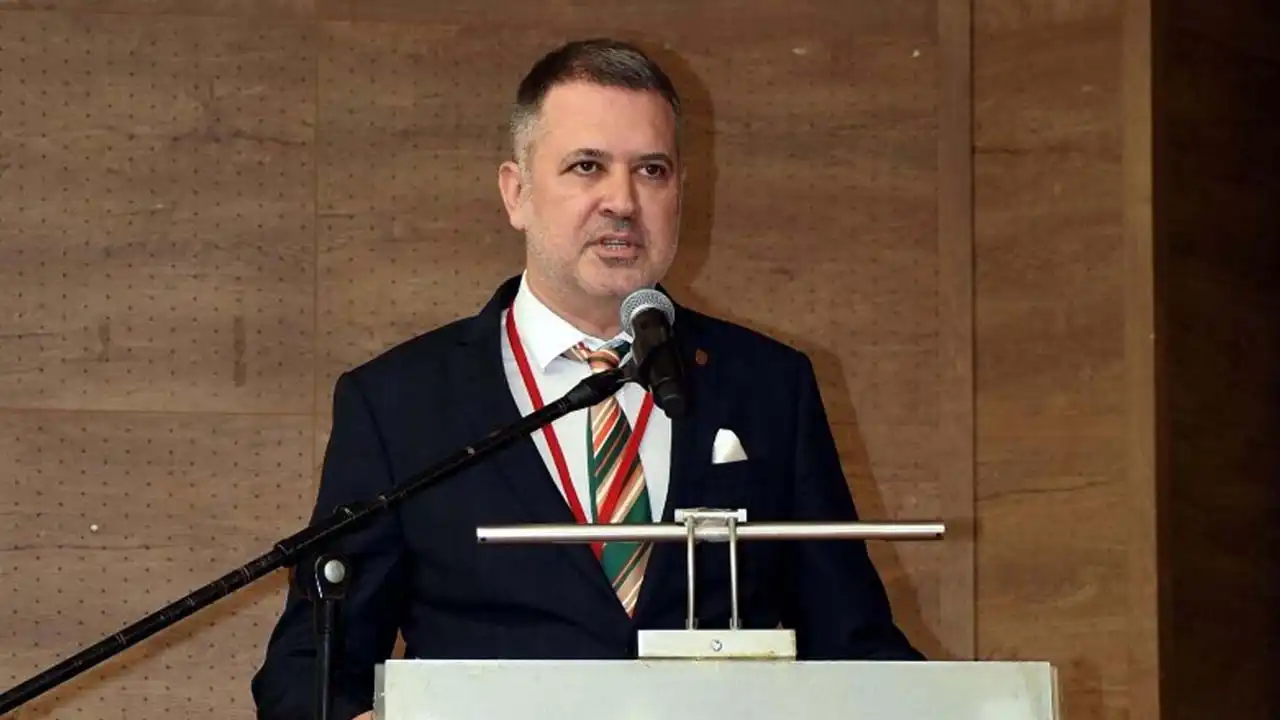 Karşıyaka'da kongre için geri sayım başladı haberinin görseli