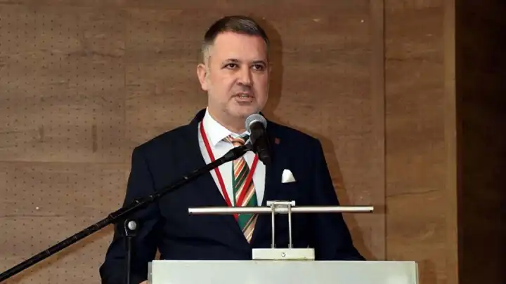Karşıyaka'da kongre için geri sayım başladı