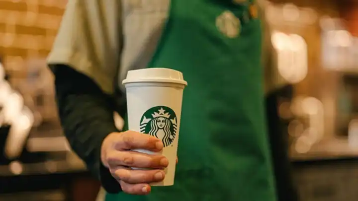 Starbucks Türkiye'de yaz öncesi zam yaptı: Yeni fiyat listesi açıklandı