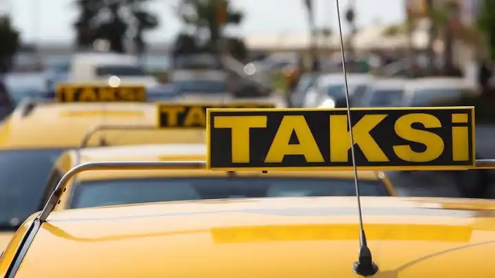 Taksilerde yeni dönem: Yoldan yolcu almak tarih oluyor 