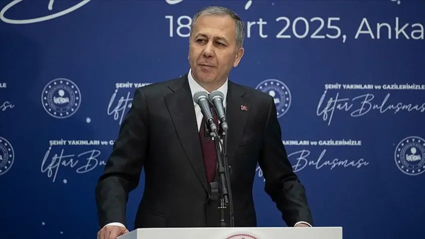 Bakan Yerlikaya: 2024 yılında trafik kazalarında 6 bin 351 canımızı yitirdik haberinin görseli
