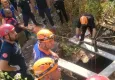 İzmir'de anne ve 2 çocuğu kuyuya düştü!