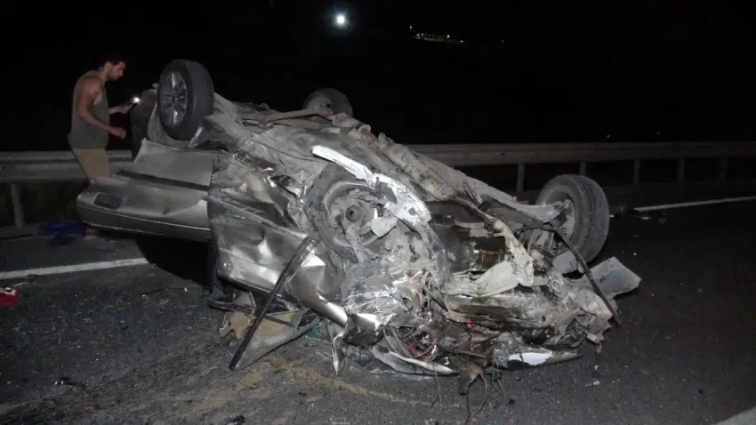 İzmir’de ölümlü kaza: Kardeşinin düğününe gidiyordu! Eşi ile birlikte can verdi