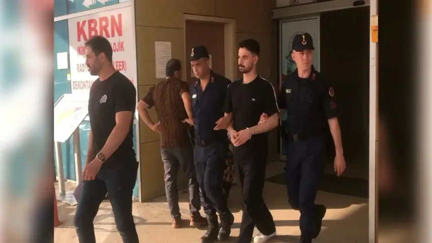 Telefonla aradığı 3 kişiyi 1 milyon TL dolandıran şüpheli tutuklandı haberinin görseli