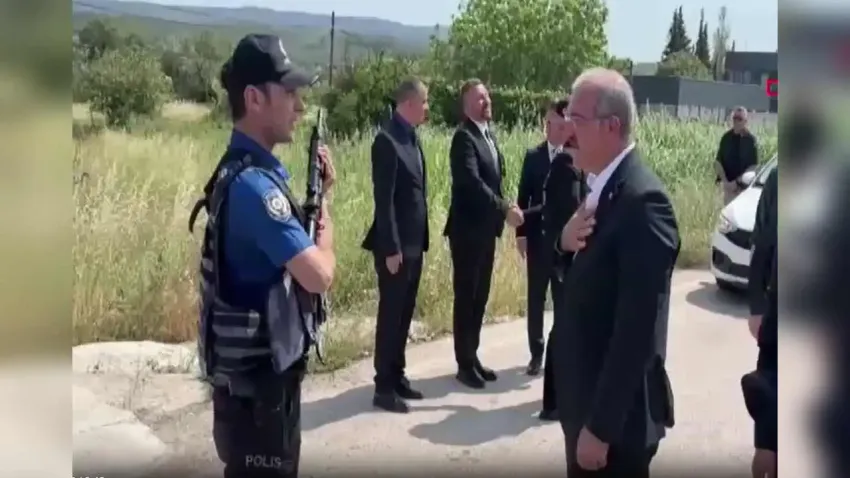 Vali Toraman, görev başındaki emniyet personeliyle bayramlaştı haberinin görseli