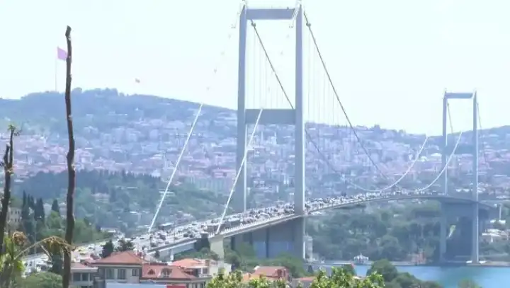 15 Temmuz Şehitleri Köprüsü'nde intihar girişimi