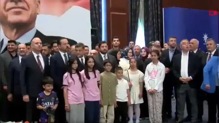 AK Parti'de partililer bayramlaştı
