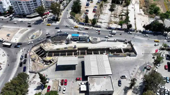 İzmir'de hastane yolcuları için özel yaya tüneli