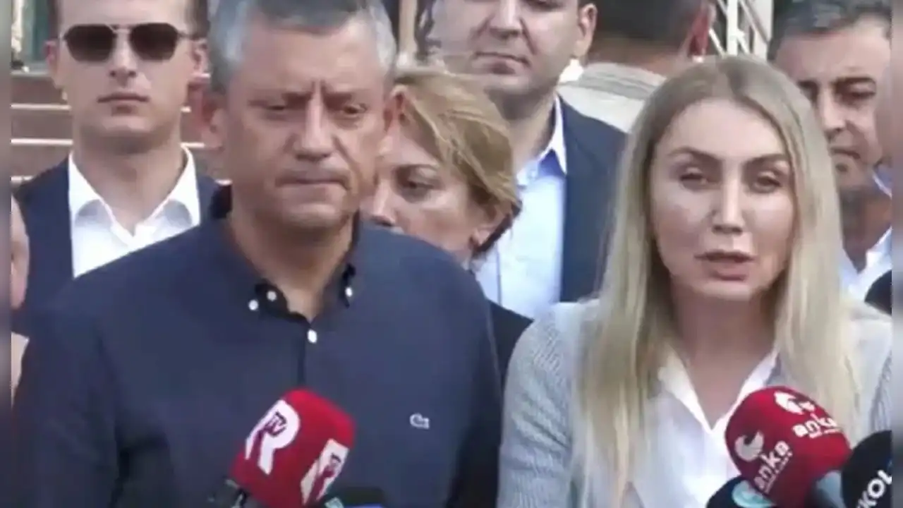 Dilek İmamoğlu'ndan Zeyrek’e destek ziyareti haberinin görseli