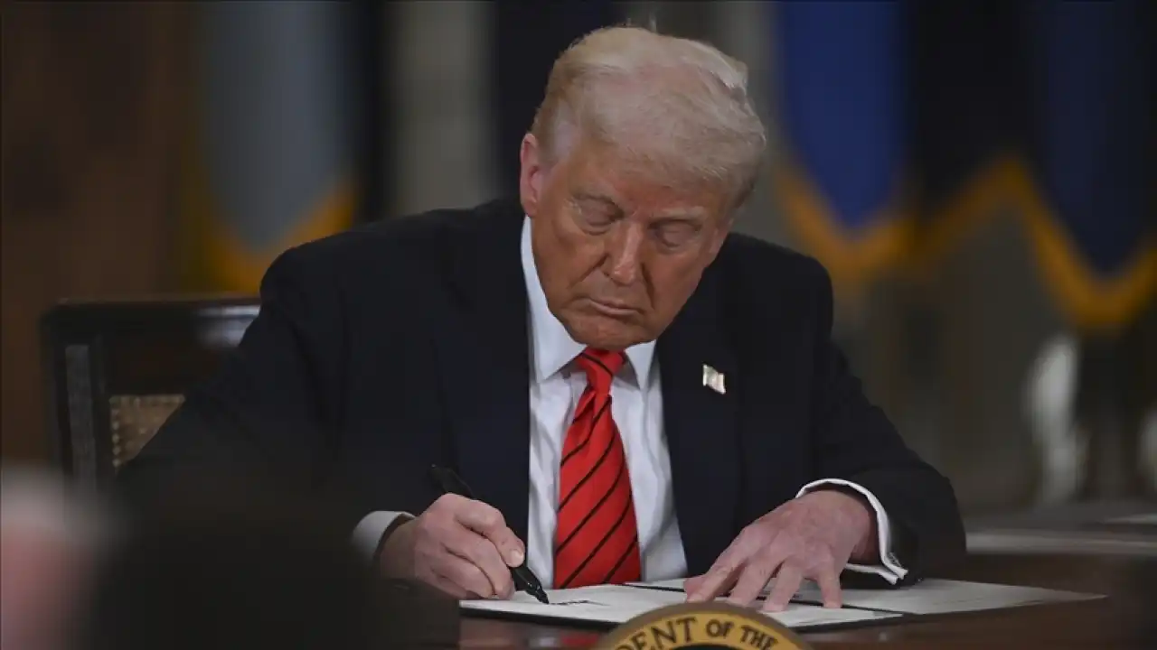 Trump’ın 12 ülke için ABD seyahat yasağı resmen başladı haberinin görseli